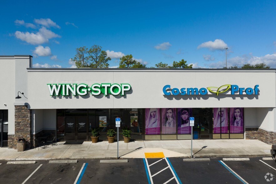 More Photos Of 9400 Arlington Expy, Jacksonville Unknown For Lease