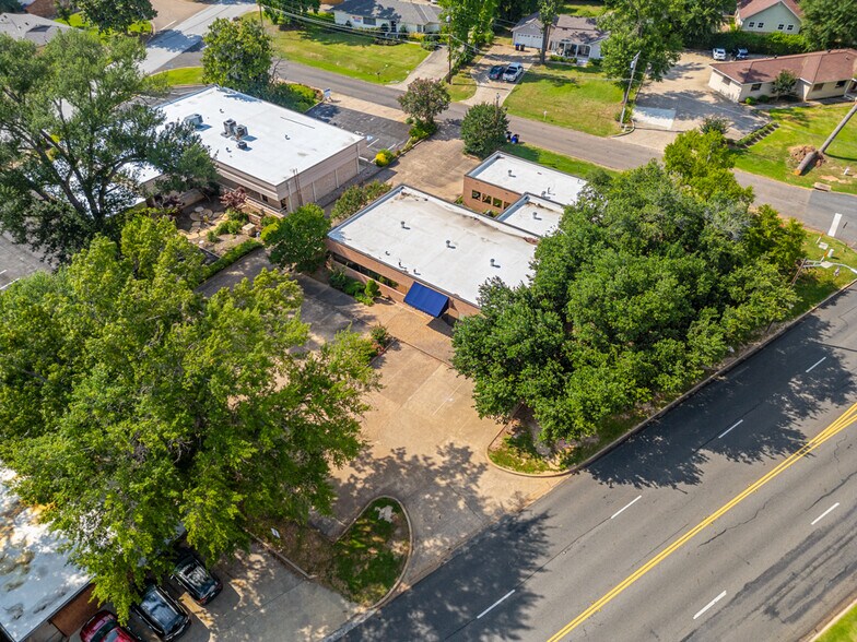 More Photos Of 915 Judson Rd, Longview Office Residential For Sale