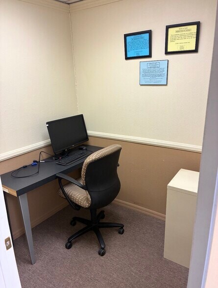 More Photos Of 151 N Tustin Ave, Santa Ana Office For Lease