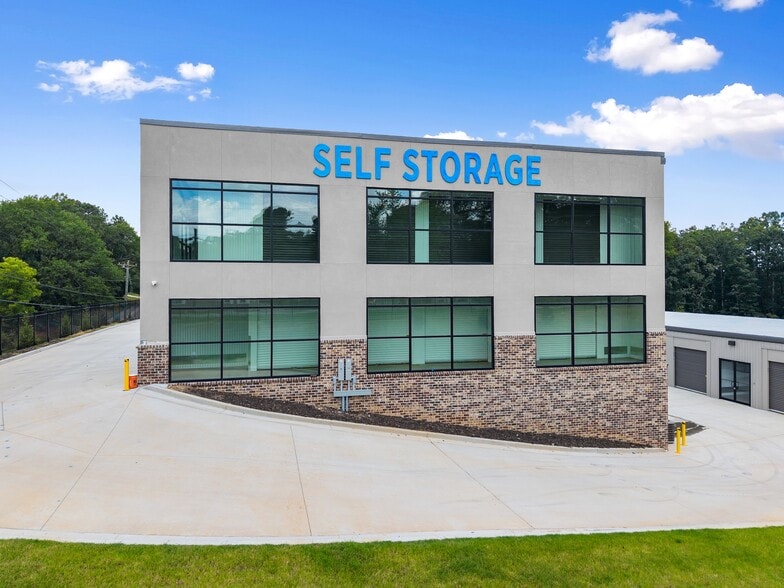 More Photos Of 4152 Browns Bridge Rd, Gainesville Self Storage For Sale