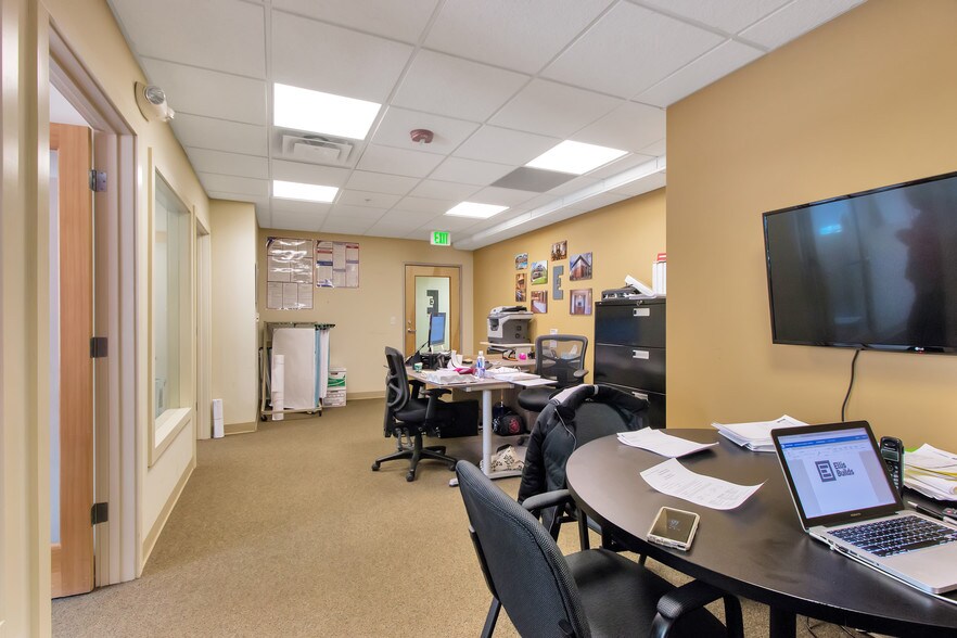More Photos Of 3020 Carbon Pl, Boulder Office For Sale