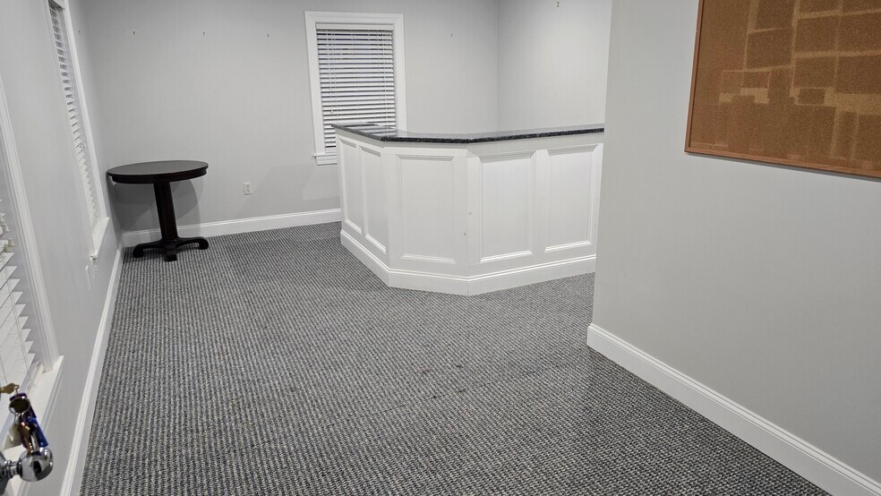 More Photos Of 80 Washington St, Norwell Office For Sale
