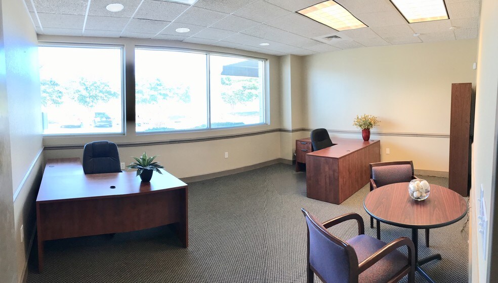 More Photos Of 33 Market Point Dr, Greenville Loft Creative Space For Lease