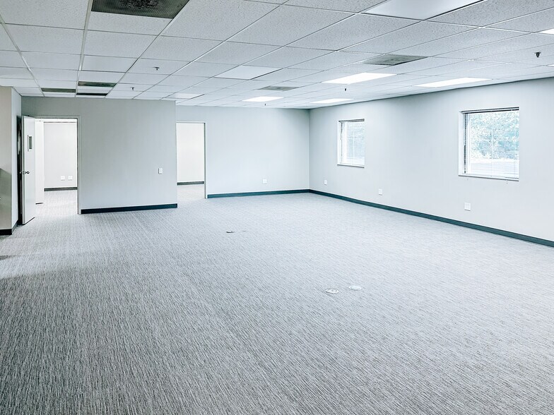 More Photos Of 3508 Tricenter Blvd, Durham Warehouse For Lease