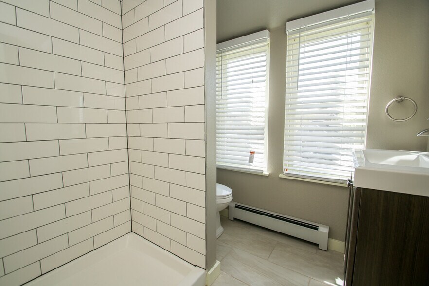 More Photos Of 1806 17th St, Boulder Apartments For Sale