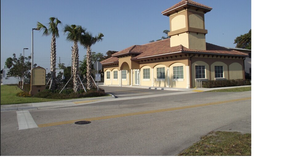 More Photos Of 2120 S Federal Hwy, Fort Lauderdale Bank For Lease