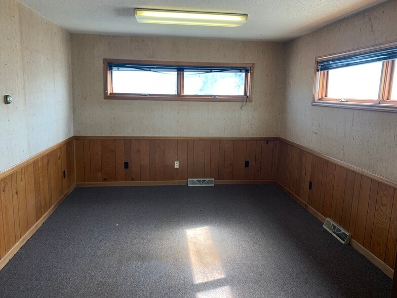 More Photos Of 1819 W Whitner St, Anderson Office For Sale