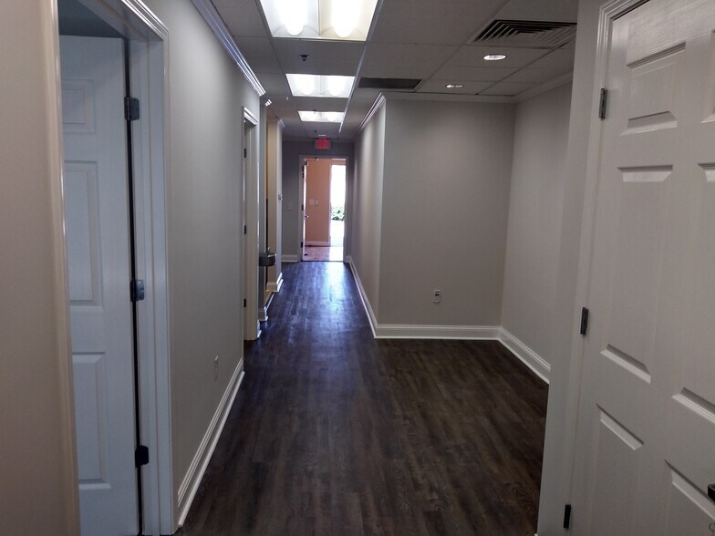 More Photos Of 311 S Royal Oaks Blvd, Franklin Medical For Sale