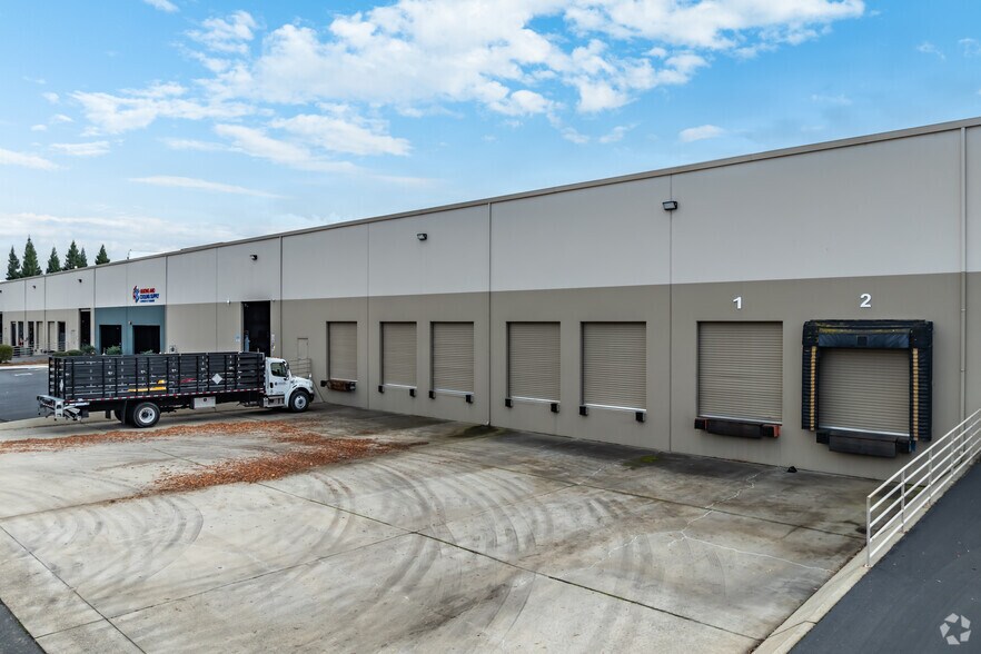 More Photos Of 2750 Mercantile Dr, Rancho Cordova Warehouse For Lease