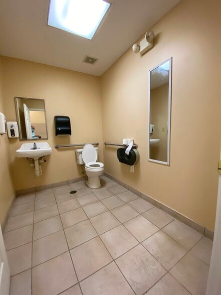 More Photos Of 3400 Kori Rd, Jacksonville Loft Creative Space For Sale