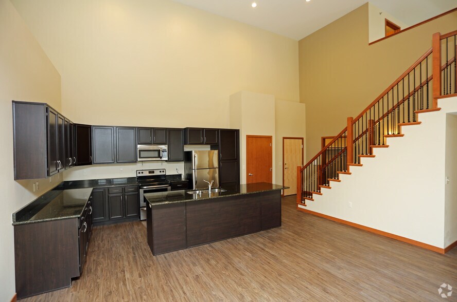 More Photos Of 401 N Washington St, Green Bay Apartments For Lease