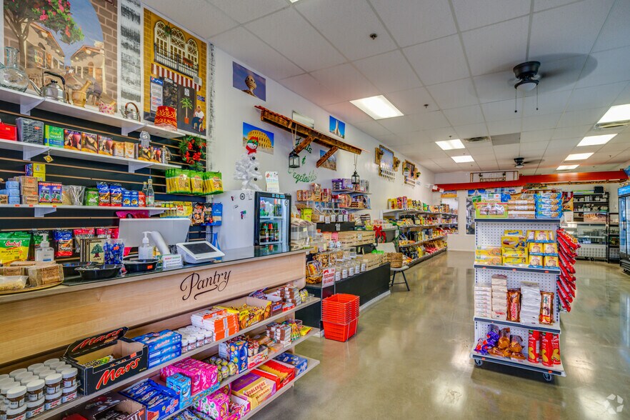 More Photos Of 21043 N Cave Creek Rd, Phoenix Storefront For Sale