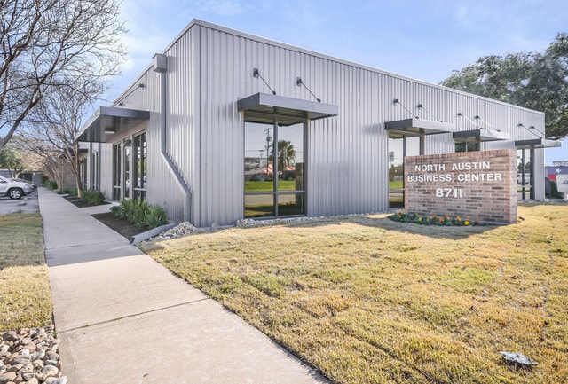 Primary Photo Of 8711 Burnet Rd, Austin Light Distribution For Lease