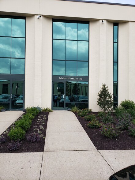 More Photos Of 67-71 Veronica Ave, Somerset Warehouse For Lease