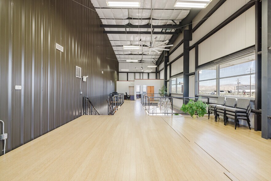 More Photos Of 1025 Carlin Trend Dr, Carlin Service For Sale