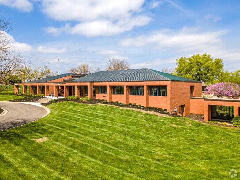 More Photos Of 4830-4840 Bob Billings Pky, Lawrence Office For Lease