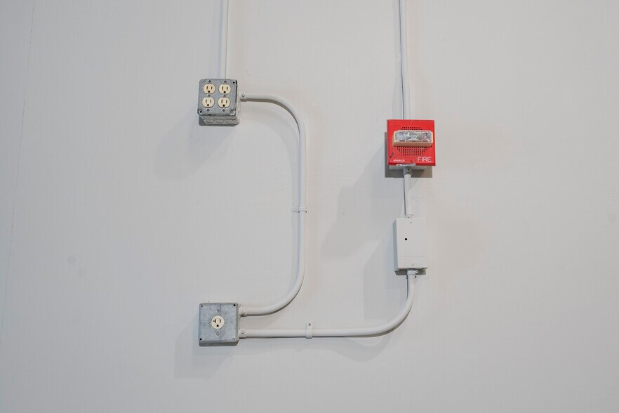 More Photos Of 7307 Sandscove Ct, Winter Park Light Distribution For Lease