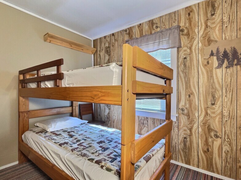 More Photos Of 8475 Hillcrest Ln, Saint Germain Hotel For Sale