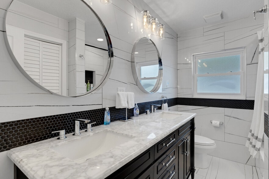 More Photos Of 4124 Harbor Cir S, Largo Specialty For Sale