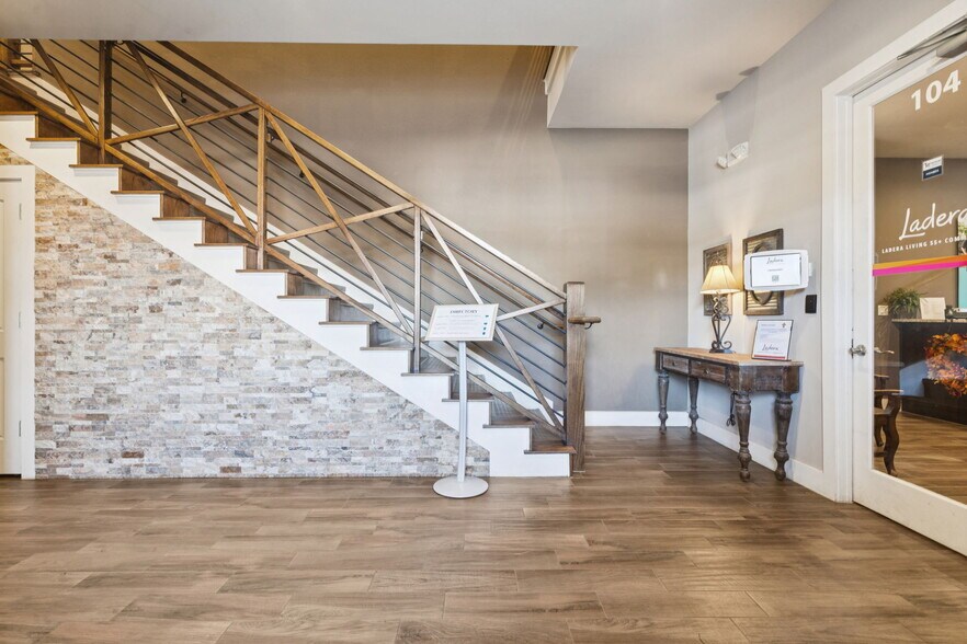 More Photos Of 361 W Byron Nelson Blvd, Roanoke Office For Sale