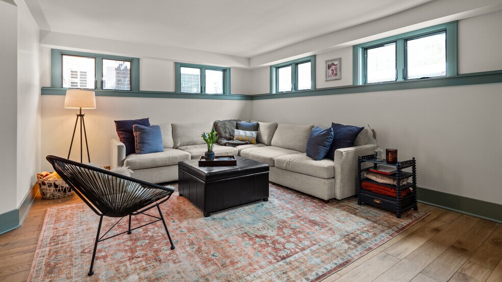 More Photos Of 56 Turner Mill Ln, Stowe Specialty For Sale