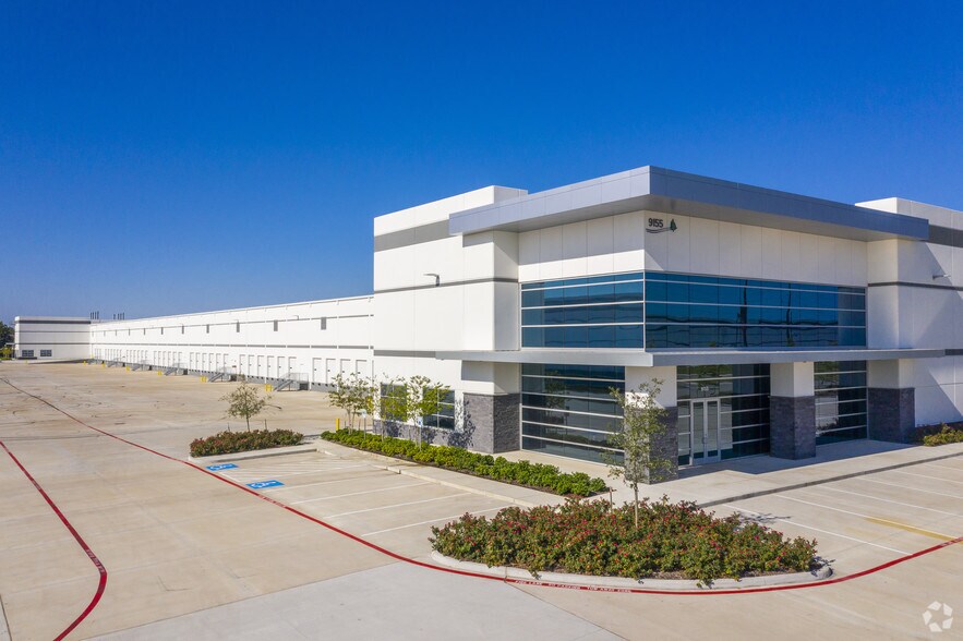 Primary Photo Of 8401 Fallbrook Dr, Houston Unknown For Sale