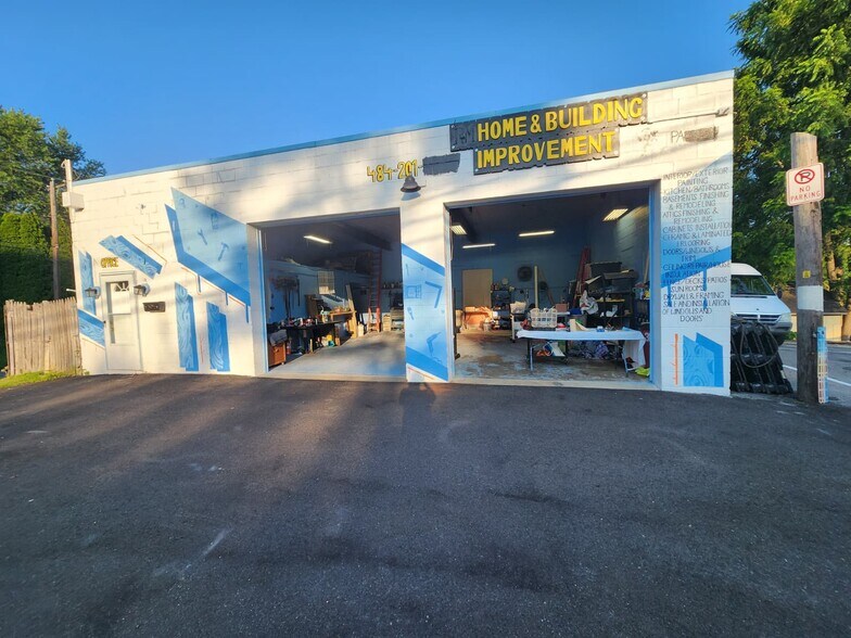 More Photos Of 5722 Kings Hwy, Zionsville Storefront Retail Residential For Sale