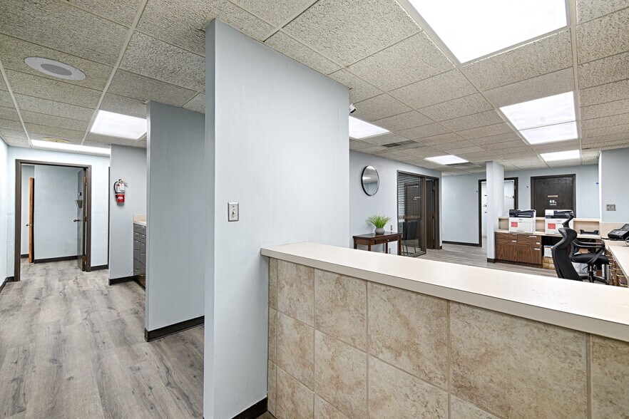 More Photos Of 1425 N O'Connor Rd, Irving Medical For Sale