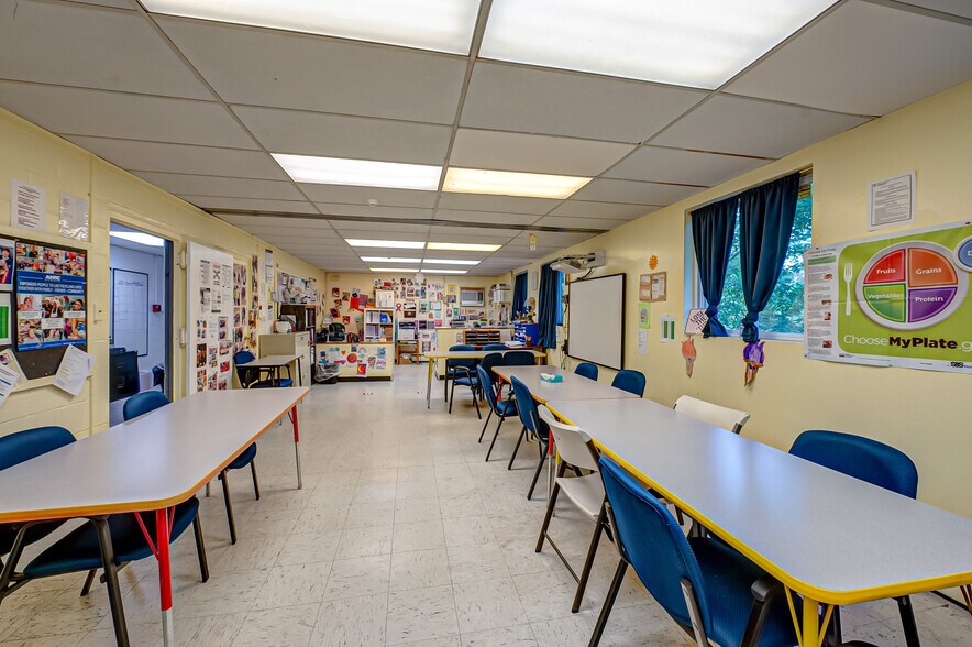 More Photos Of 270 Clocks Blvd, Massapequa Religious Facility For Sale