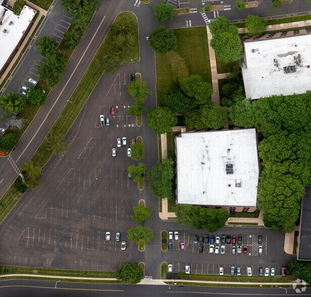 More Photos Of 4 Neshaminy Interplex, Trevose Office For Lease