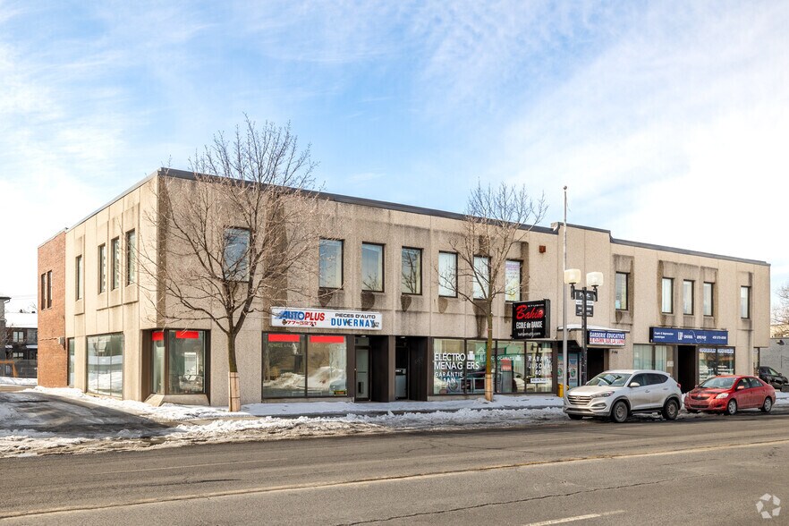 Primary Photo Of 1640-1648 Ch de Chambly, Longueuil Storefront For Lease