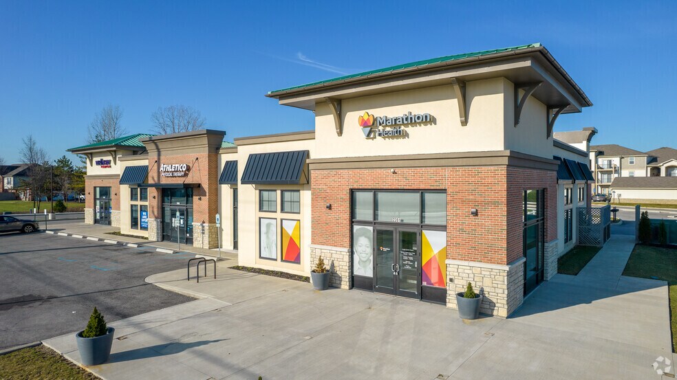 More Photos Of 2371-2391 Hilliard Rome Rd, Hilliard Storefront For Lease