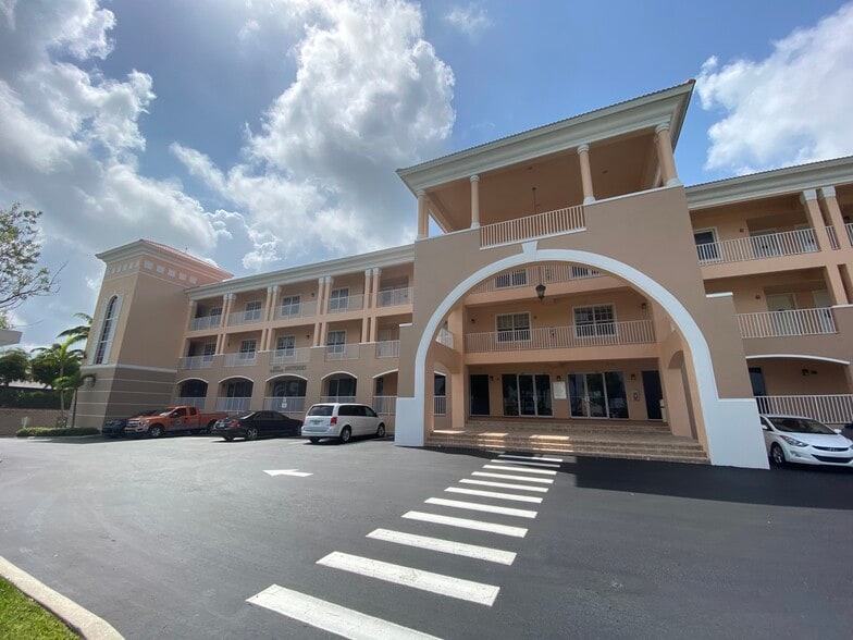 More Photos Of 1857 San Marco Rd, Marco Island Office Residential For Sale