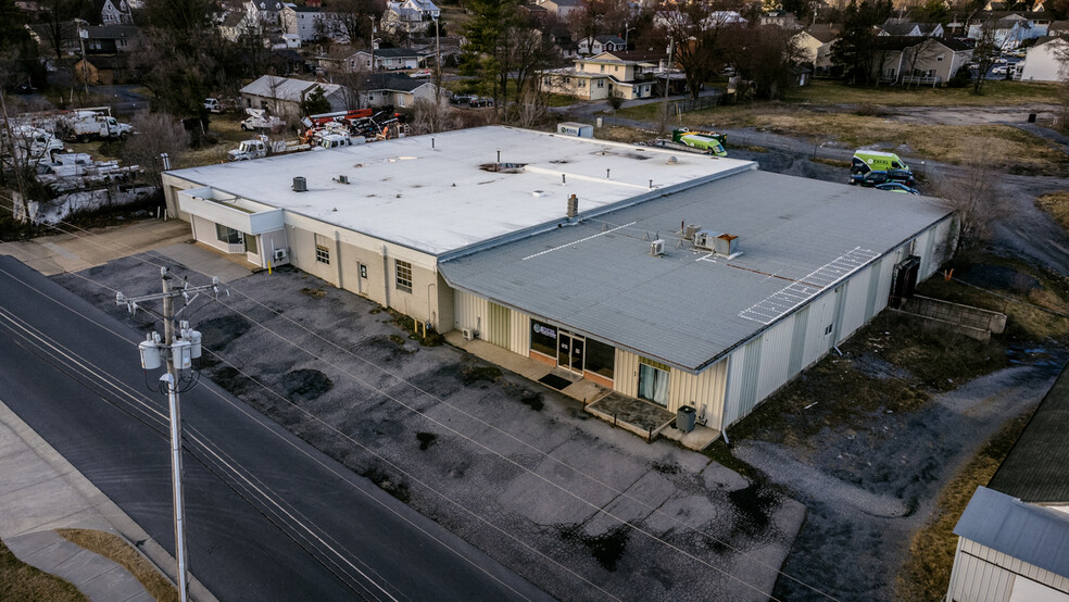 Primary Photo Of 1030 Greystone St, Harrisonburg Warehouse For Lease