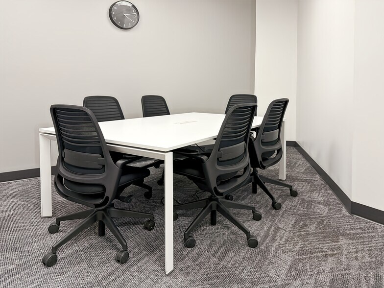 More Photos Of 1180 N Town Center Dr, Las Vegas Coworking Space