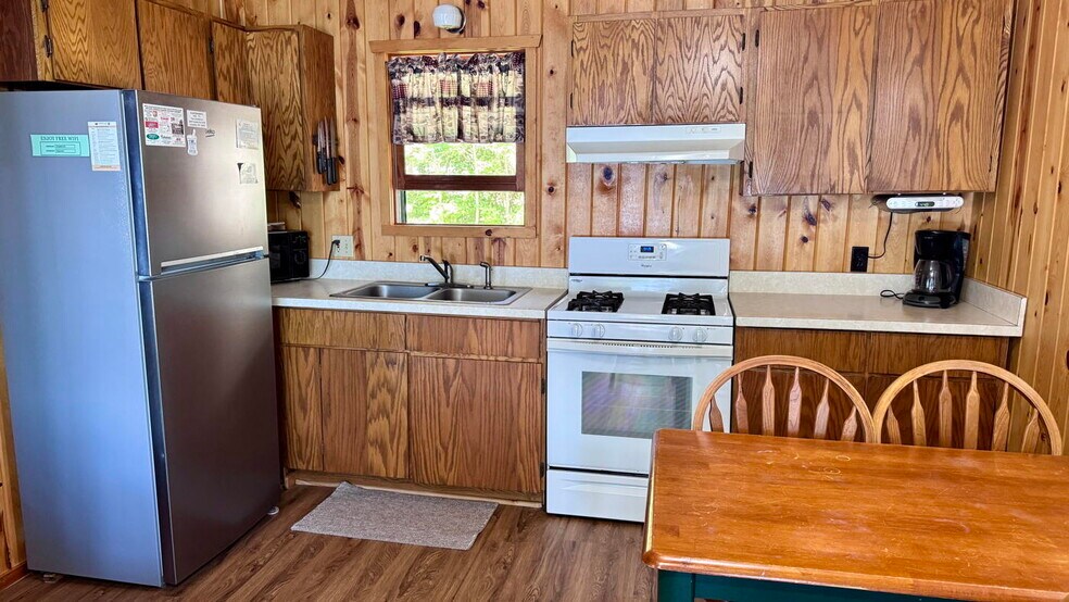 More Photos Of 3600 County Road 54 NE, Longville Hotel For Sale