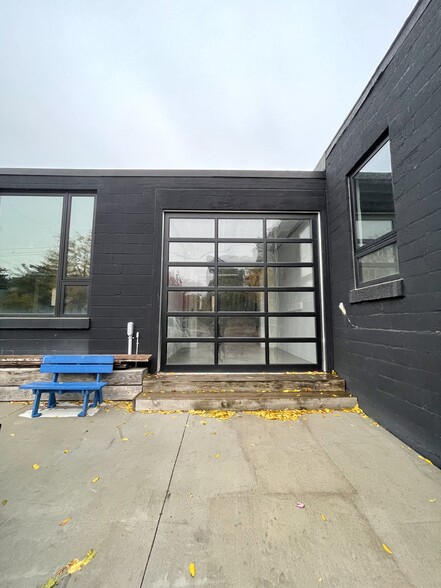 More Photos Of 83-91B Walnut Av, Toronto Office For Sale