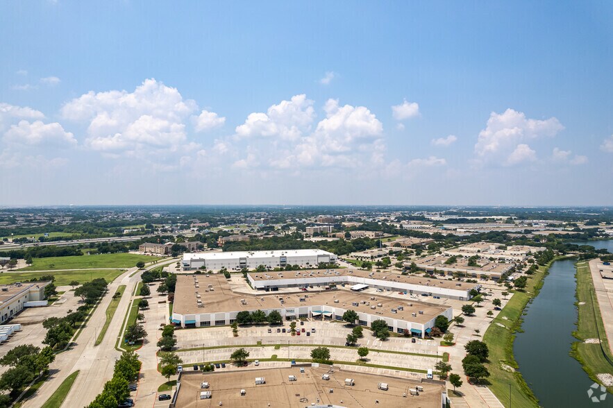 More Photos Of 1945 Lakepointe Dr, Lewisville Office For Sale