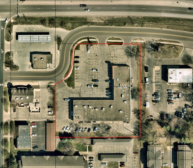 More Photos Of 4301-4395 Highway 13 W, Savage General Retail For Sale