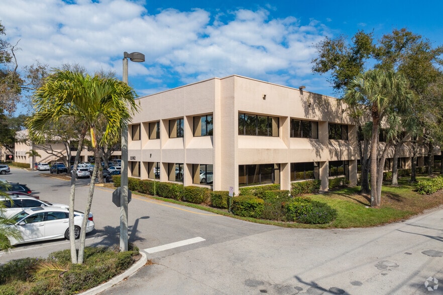 More Photos Of 11382 Prosperity Farms Rd, Palm Beach Gardens Medical For Lease