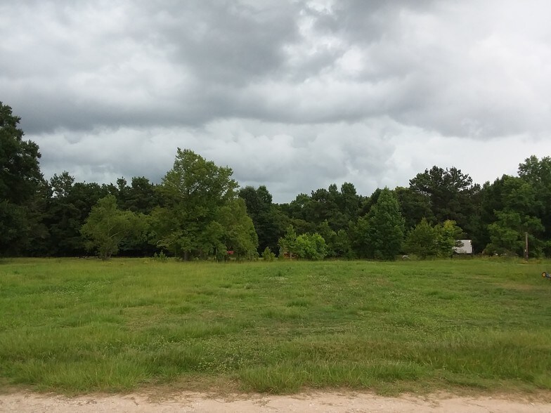 More Photos Of 14945 Wiggins Rd, Conroe Industrial For Sale