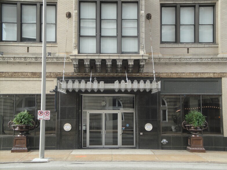 More Photos Of 555 N 4th St, Saint Louis Apartments For Sale