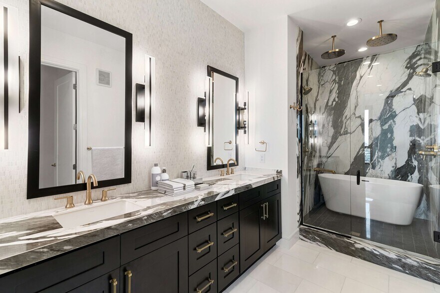 More Photos Of 3200 McKinney Ave, Dallas Multifamily For Sale