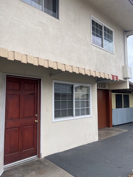 More Photos Of 16701 S Berendo Ave, Gardena Apartments For Sale
