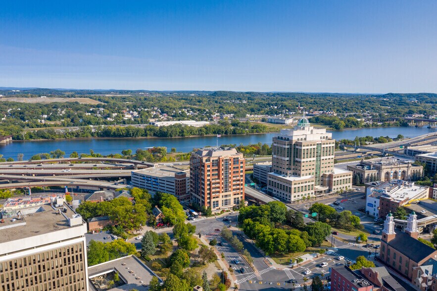 More Photos Of 677 Broadway, Albany Office For Lease