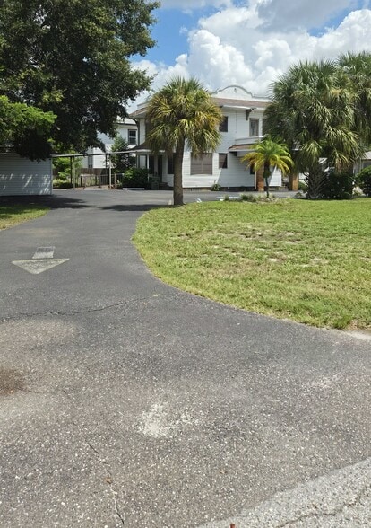 More Photos Of 204 N Macdill Ave, Tampa Office For Sale
