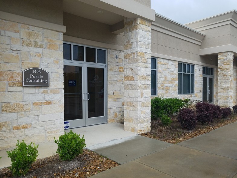 More Photos Of 440 Cobia Dr, Katy Office For Sale