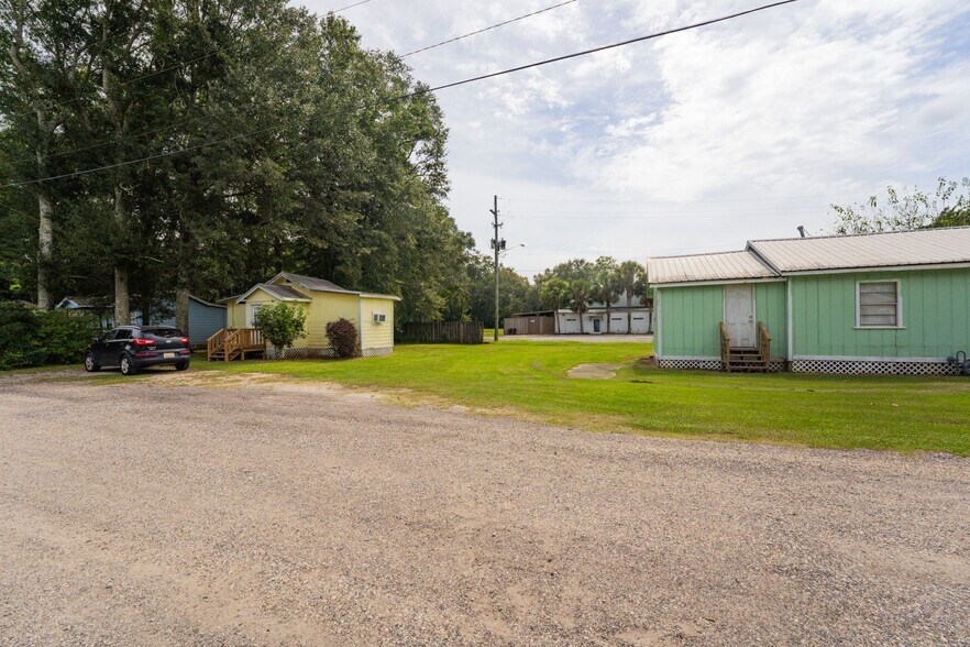 More Photos Of 318 AL-59 Hwy, Summerdale Hotel For Sale