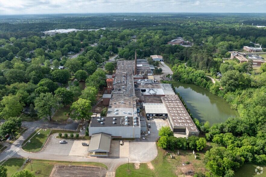 More Photos Of 1000 Elm St, Lagrange Industrial For Sale