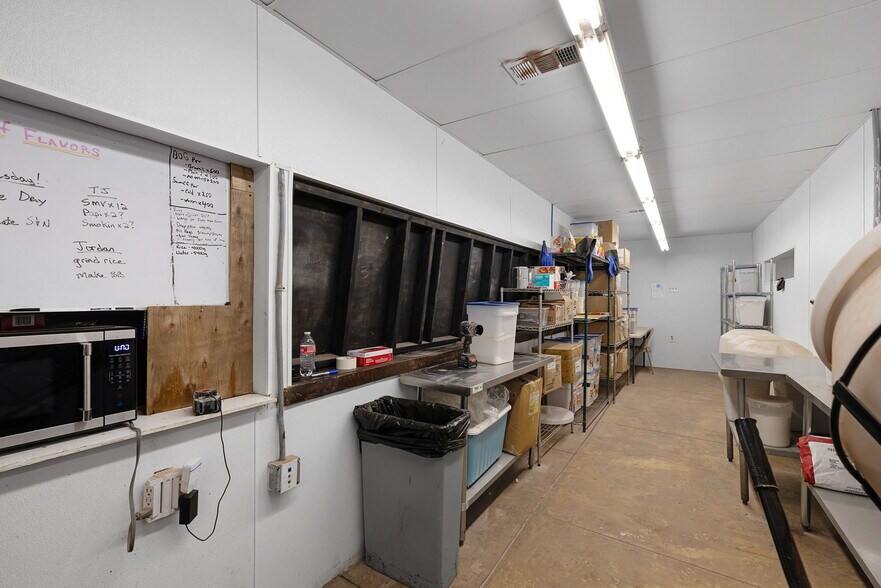 More Photos Of 14395 E Hwy 90A, Gonzales Restaurant For Sale